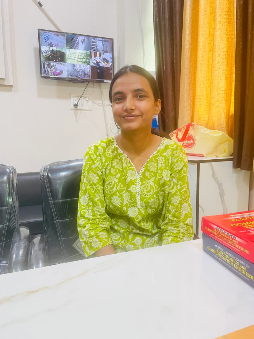 SHIVANI PAL